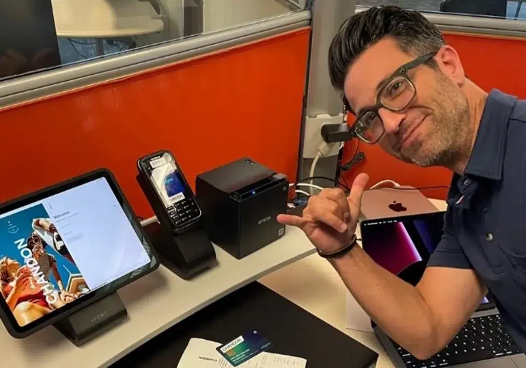 c5 Todd showing off new MM technology