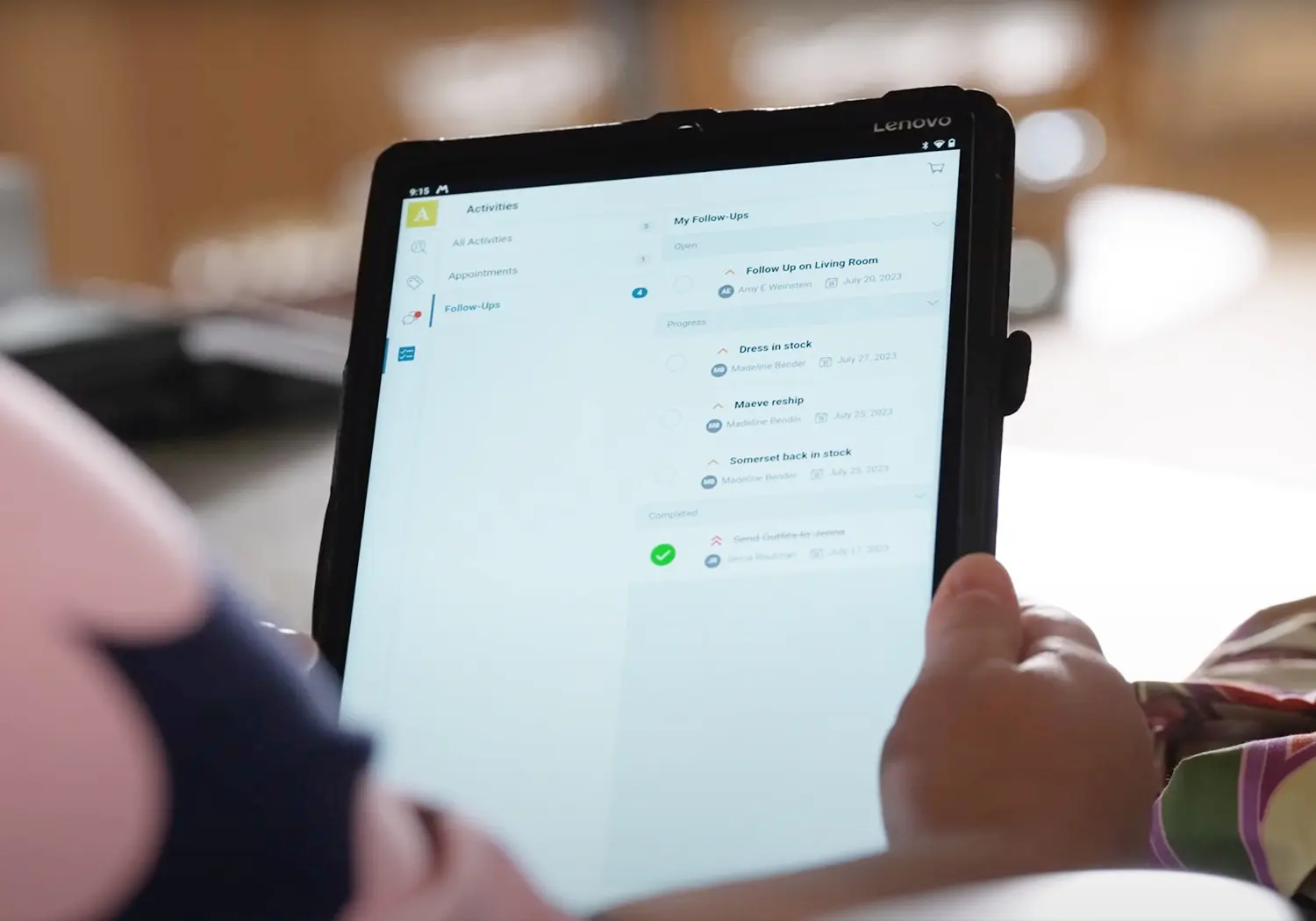 close up of buy link product shares clienteling feature